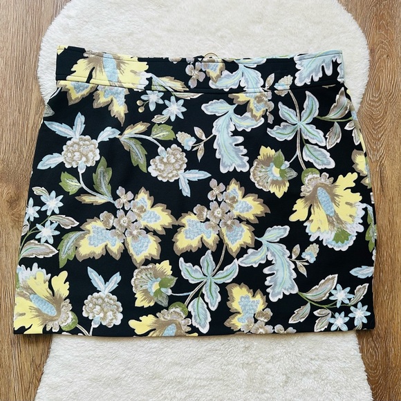 INC International Concepts Black Floral Women’s Zipper Skirt Size XL - Picture 4 of 5